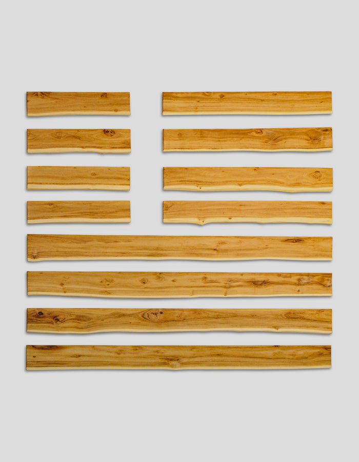 Gevelbekleding van houten latten, shingles (aan één zijde afgewerkt), ruw, gemaakt van robiniahout.