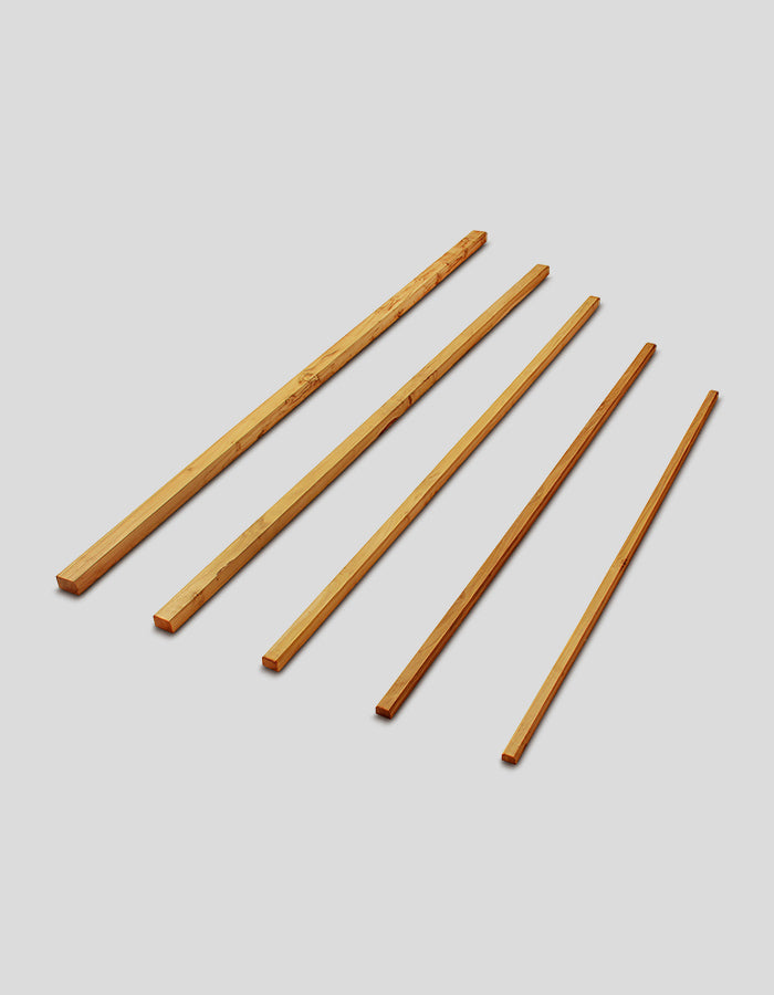 Leisten / Latten gehobelt und gefast aus Robinienholz