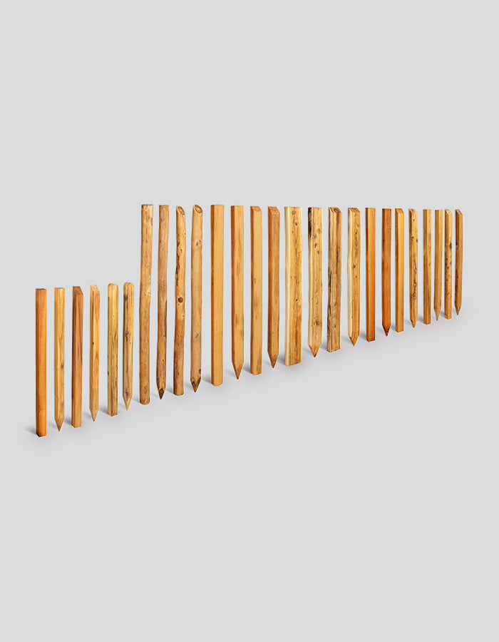 Robinienpfähle und Robinienpfosten